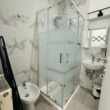 Elegant Апартаменти *
